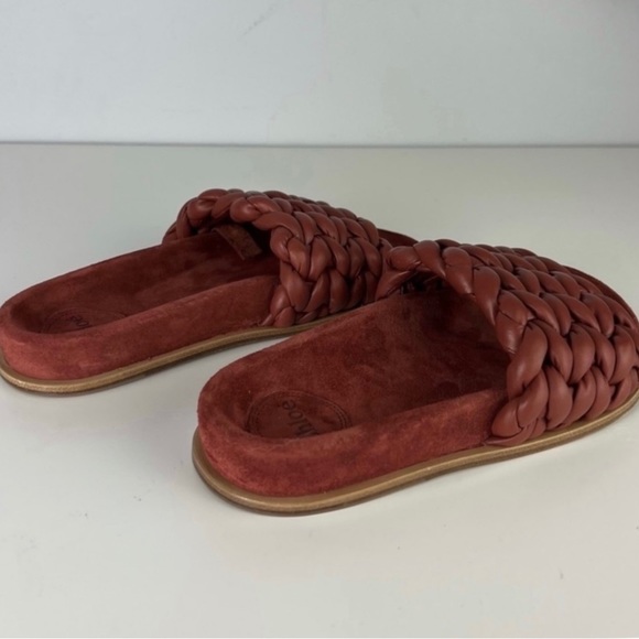 CHLOE RED BRAIDED LEATHER SLIDES - Picture 4 of 13